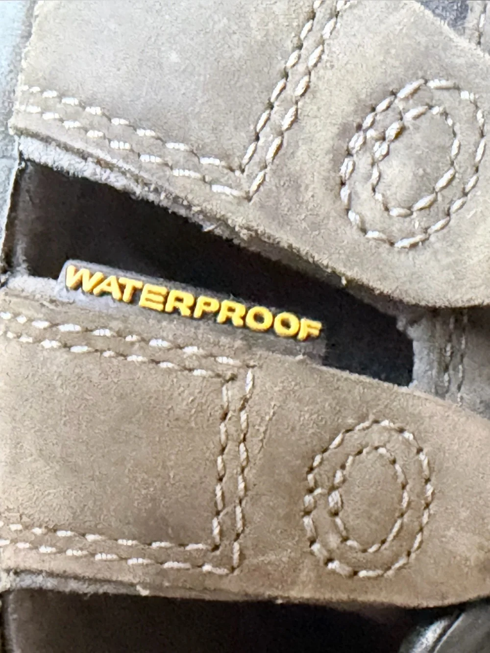 KEEN Newport Men’s 8.5 Waterproof Leather Hiking Sport Sandals
